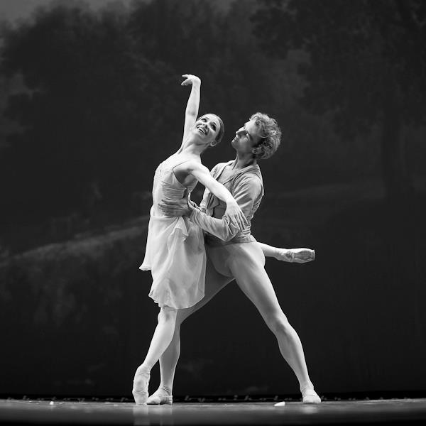 evgenia-obraztsova-semen-chudin-in-g-balanchins-classic-pas-de-deux-danceopen2012-4